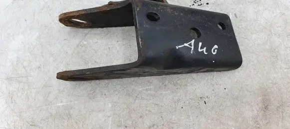 Toyota Corolla Verso E121 Engine mounting bracket NOCODE