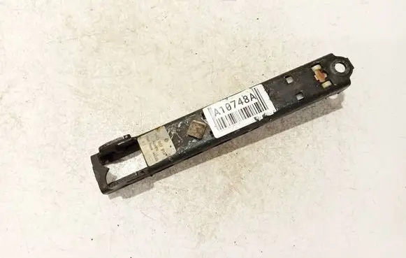 Volkswagen Golf III Seat belt adjustment rail 1h0857819