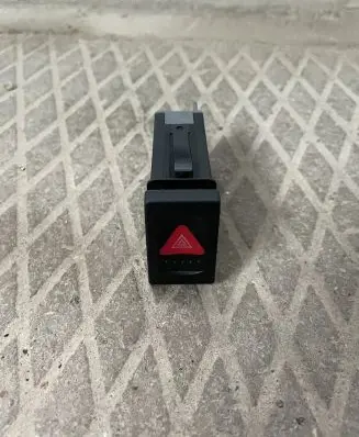 Volkswagen PASSAT B5.5 Hazard light switch 3B0953235D 3B0953235