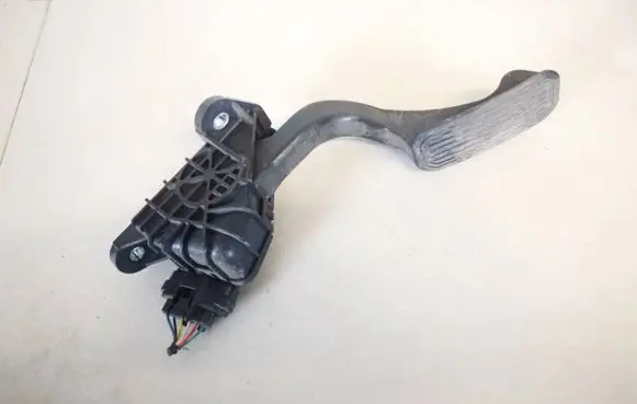 Toyota Prius (XW20) Accelerator throttle pedal 7812047050 78120-47050