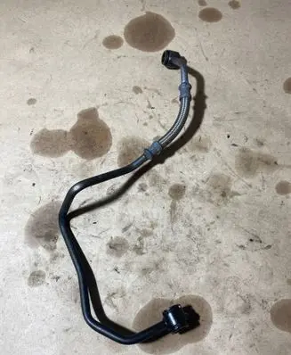 Ford Focus Turbo turbocharger oiling pipe/hose 9807659880