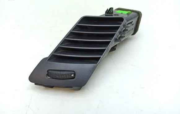 Dash center air vent grill