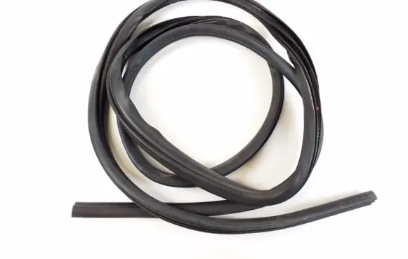 Mitsubishi ASX Front door rubber seal 5725A234