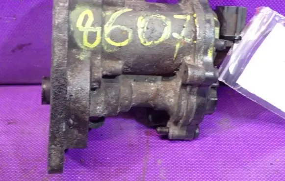 Ford Focus C-MAX EGR valve 212000058A