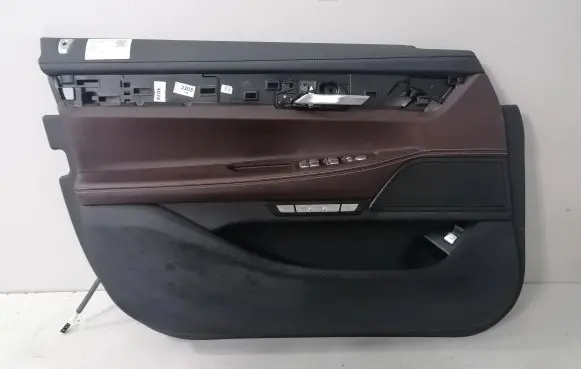 BMW 7 G11 G12 Front door card panel trim 15701951