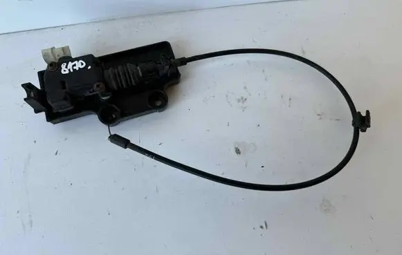 Tesla Model S Engine bonnet/hood lock/catch 106181400B