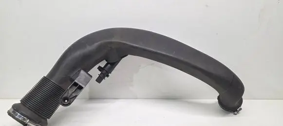 Volvo V40 Air intake duct part 31325985 30750911