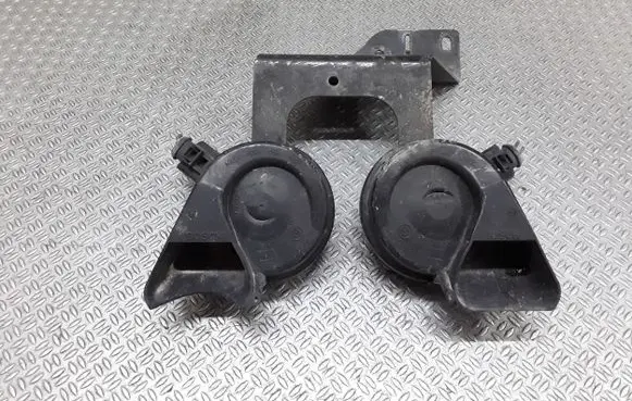 Audi A6 S6 C6 4F Horn signal 024148