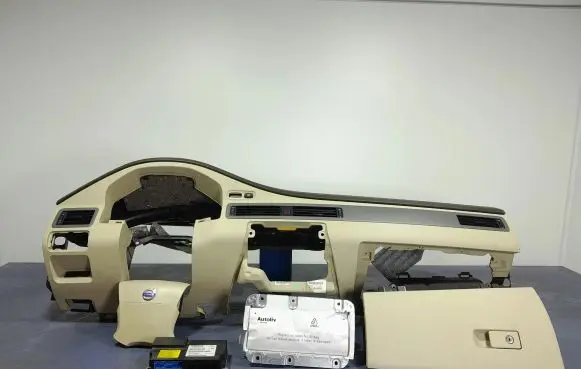 Volvo S80 Dashboard