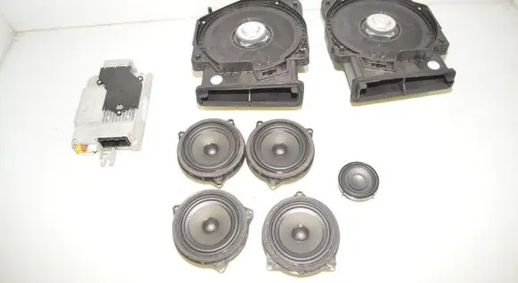 BMW 1 F40 Audio system kit 8715685 65138715685 65139274700
