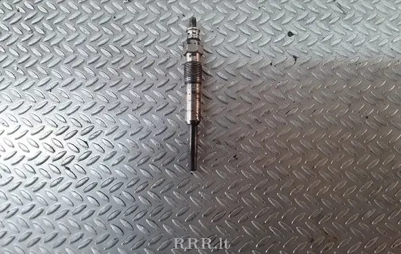 Renault Espace III Glow plug FEBI17981