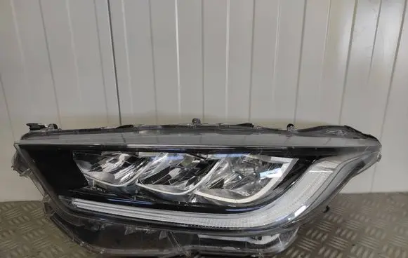 Toyota Yaris XP210 Headlight/headlamp EUK08