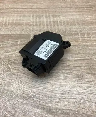 Opel Vectra C Air flap motor/actuator 006613U 1705071C