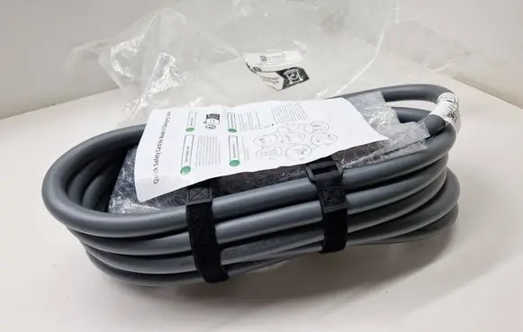 BMW 2 Active Tourer U06 Electric car charging cable 8490580 4Y849058003 N3TA2107G