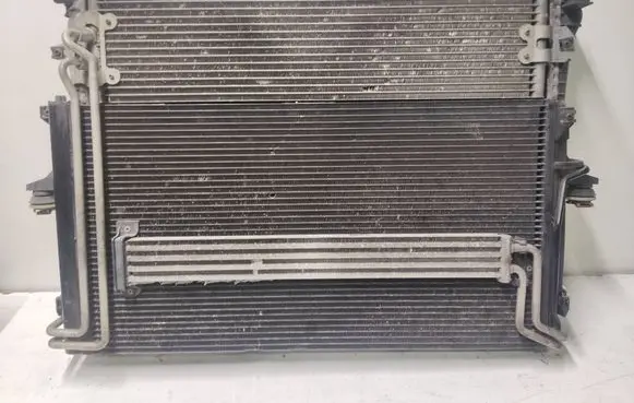 Volkswagen Touareg I Radiator set 7L6121253A A6701