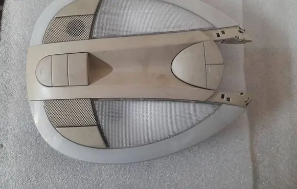 Mercedes-Benz E W211 Front seat light a2118205301 2118205301