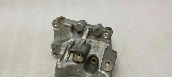 Land Rover Range Rover Evoque L538 Fuel filter bracket/mount holder 9656597780