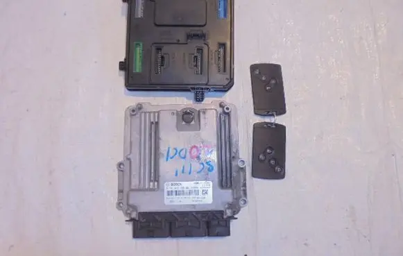Engine ECU kit and lock set