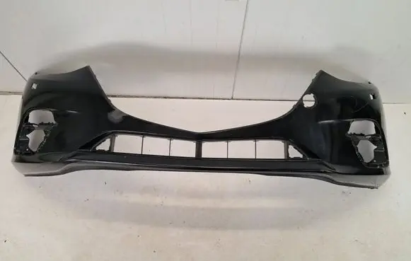 Mazda 3 III Front bumper BHN150031 Z2496