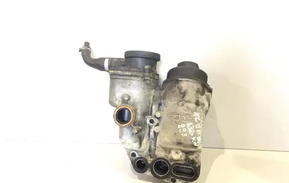 Volvo XC90 Oil filter mounting bracket 6740273266