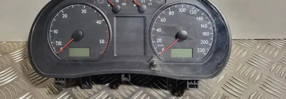 Volkswagen Polo IV 9N3 Speedometer (instrument cluster) 6Q0920800E 110080124006