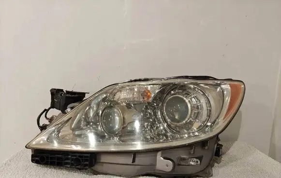 Lexus LS 460 - 600H Headlight/headlamp D45L2Y35X