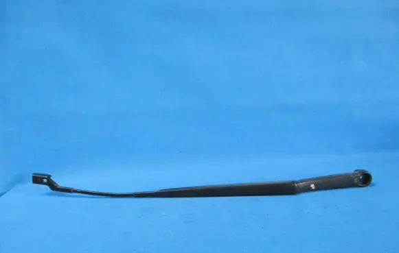 Hyundai i20 (GB IB) Front wiper blade arm