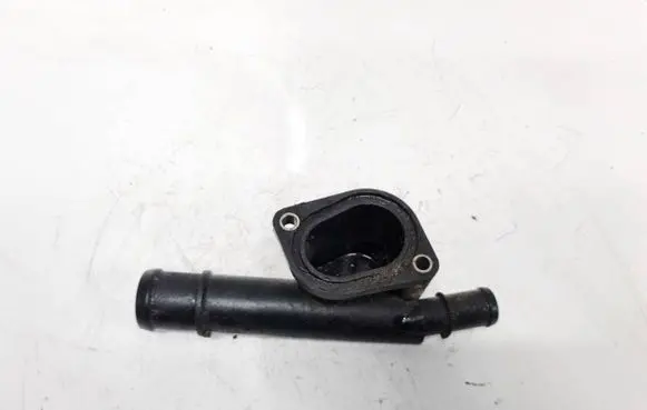 Audi A3 S3 8P Engine coolant pipe/hose 038121132