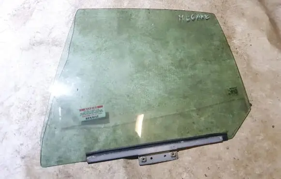 Renault Megane I Rear door window glass