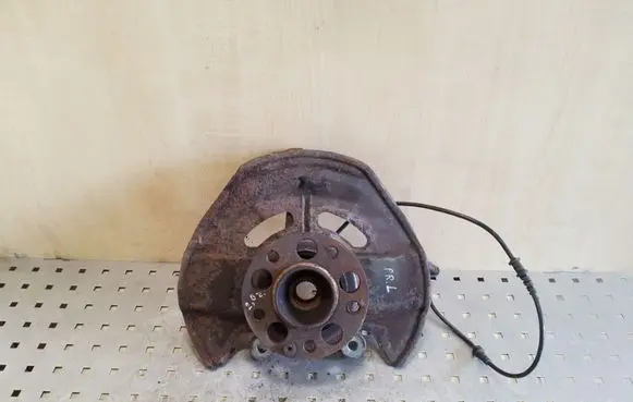 Mercedes-Benz A W169 Front wheel hub