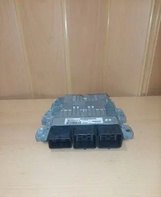 Volvo V60 Engine control unit/module 31355669