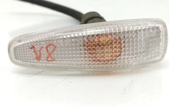 Mitsubishi Lancer X Front fender indicator light