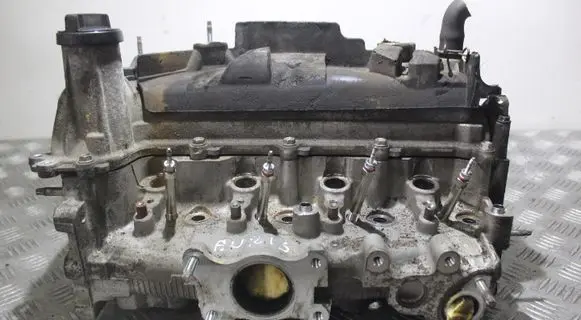 Toyota Auris E180 Engine head 14711Y027