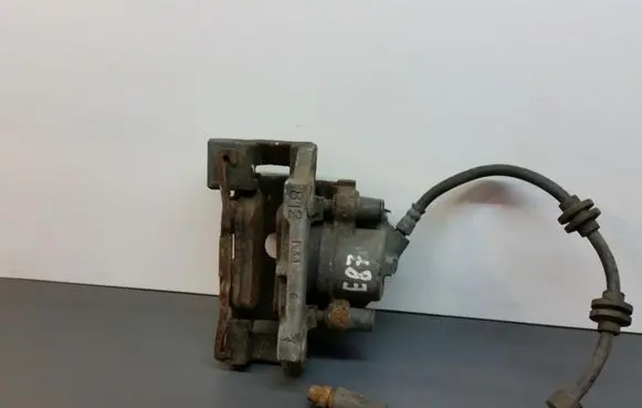 BMW 1 E81 E87 Front brake caliper