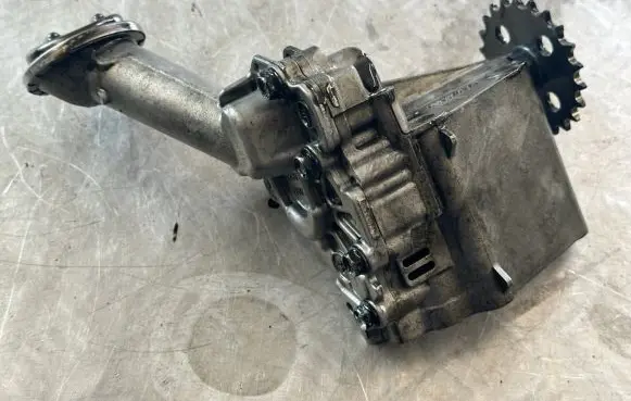 Renault Scenic III - Grand scenic III Oil pump 150007041R