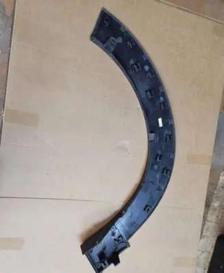 Mazda 3 II Front arch trim DGH951W21 T21AS24