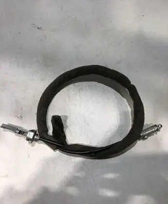 Volkswagen PASSAT B5.5 Gear shift cable linkage 8D1713575