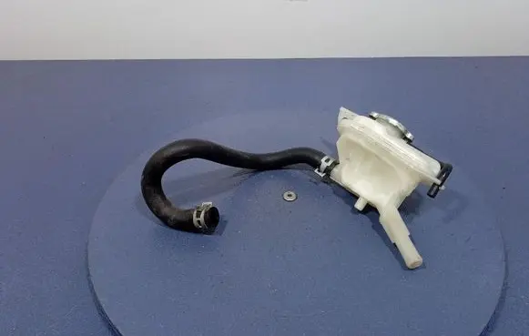 Honda Accord Coolant expansion tank/reservoir 