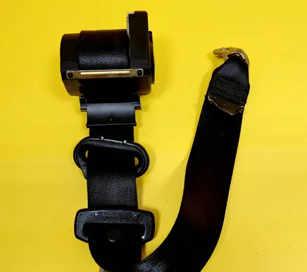 Audi A3 S3 8L Rear seatbelt 8A0857732