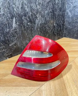 Mercedes-Benz E W211 Rear/tail lights