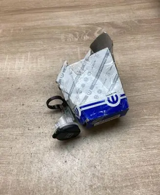 Dodge Charger 12 V Socket (front) 0053136528001 53136528 56046636AA
