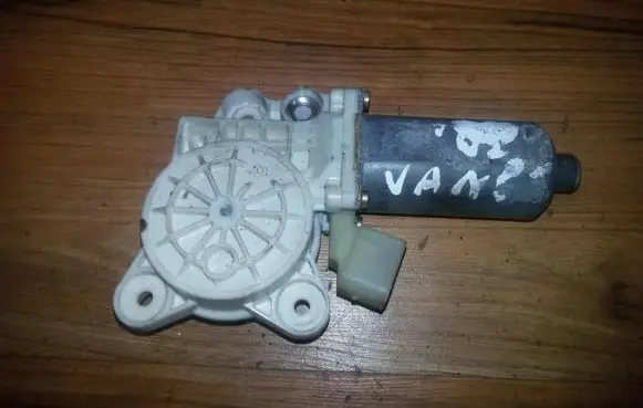 Front door window regulator motor