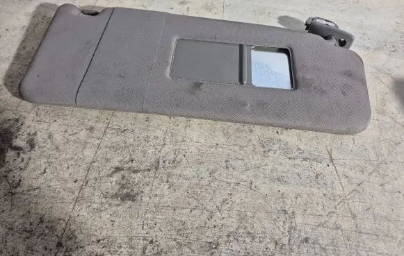 Audi A6 S6 C5 4B Sun visor 4B0857552