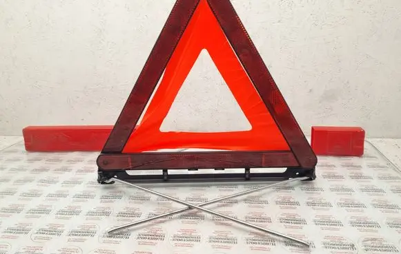 Audi A8 S8 D3 4E Emergency warning sign 8D9860251B
