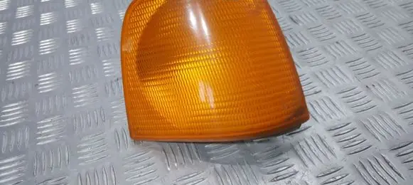 Audi 100 200 5000 C3 Front indicator light