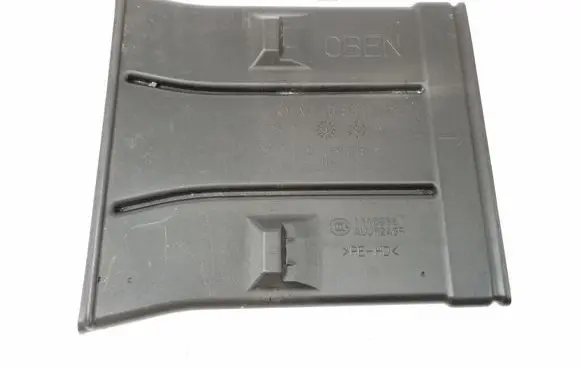 Infiniti Q30 Seat trim A2468310100