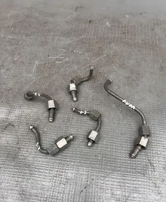 Opel Astra H Fuel injector supply line/pipe 