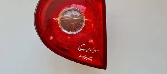 Volkswagen Golf V Tailgate rear/tail lights 1K6945093E 00048145 028500102B