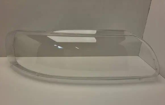 Volvo XC70 Headlight lense