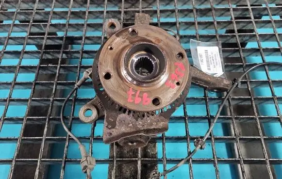 Suzuki Swift II Front wheel hub spindle knuckle IMPRK1563897